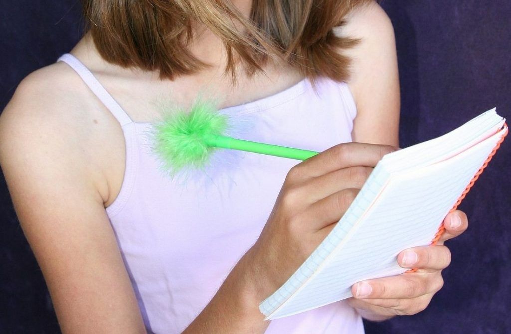 Les avantages de la tenue d'un journal pour les enfants et les adolescents