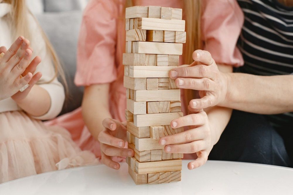 Meilleur jeu familial à jouer à la maison jenga