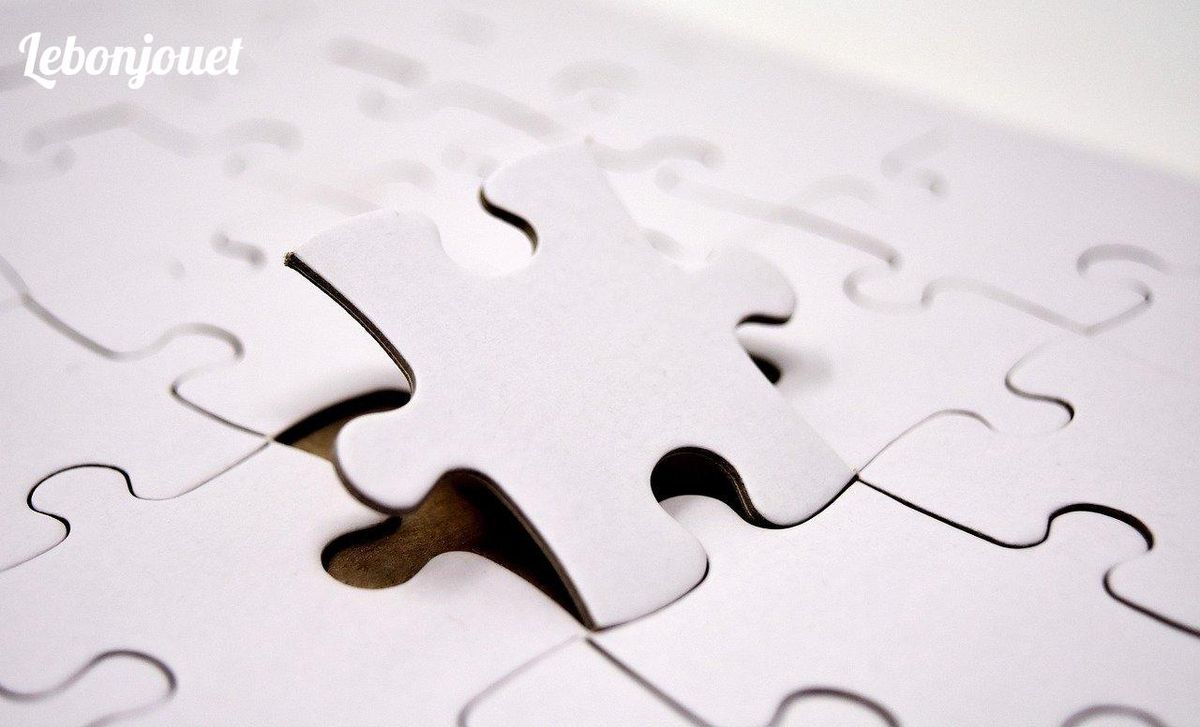 Assemblage parfait : puzzle stimulant l'esprit d'un enfant, chaque pièce compte.