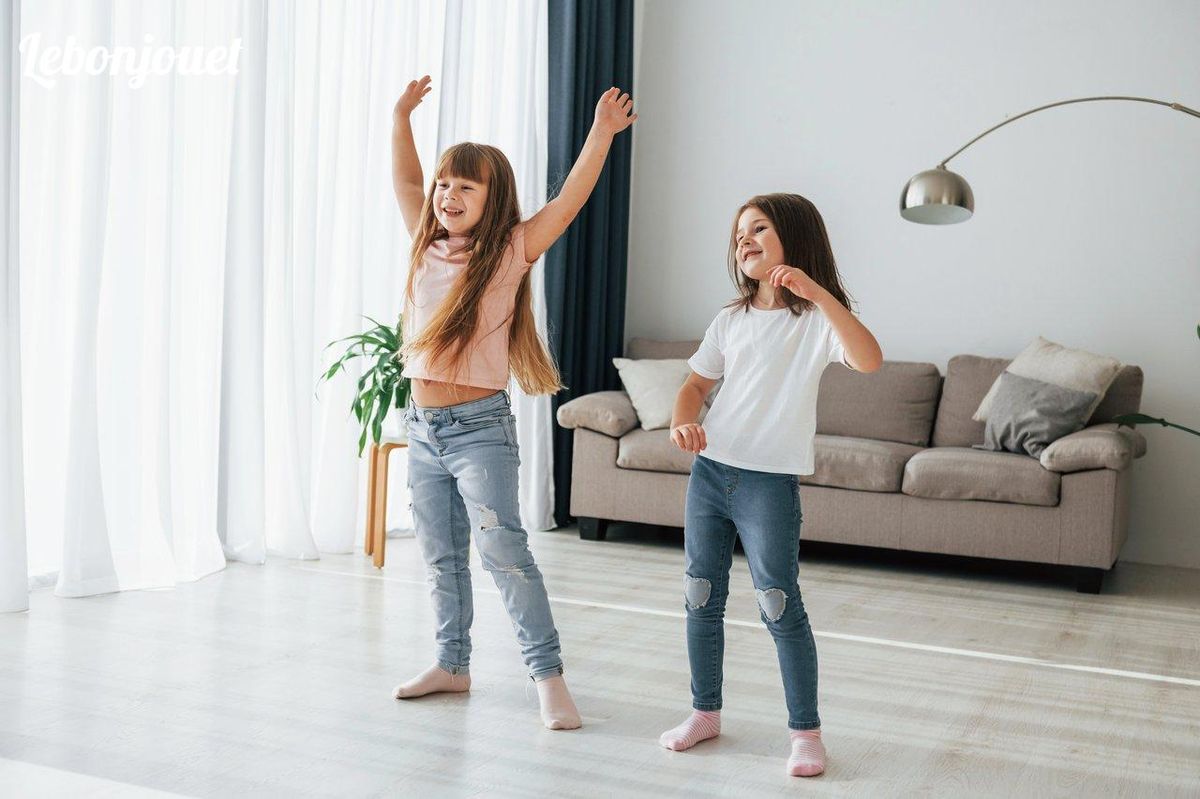 Danse joyeuse : l'amélioration motrice à travers le plaisir et le mouvement.