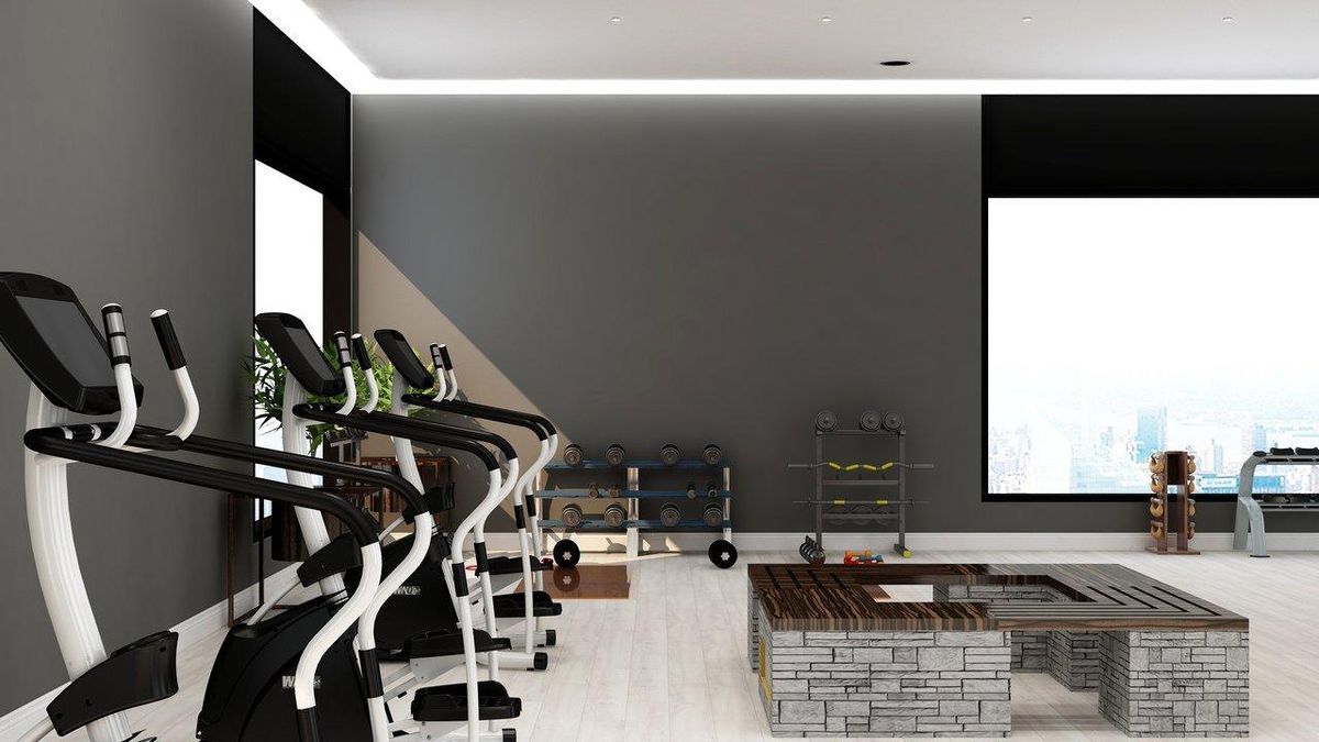 Espace lumineux dans une bright modular gym room, idéal pour des activités familiales variées et conviviales.