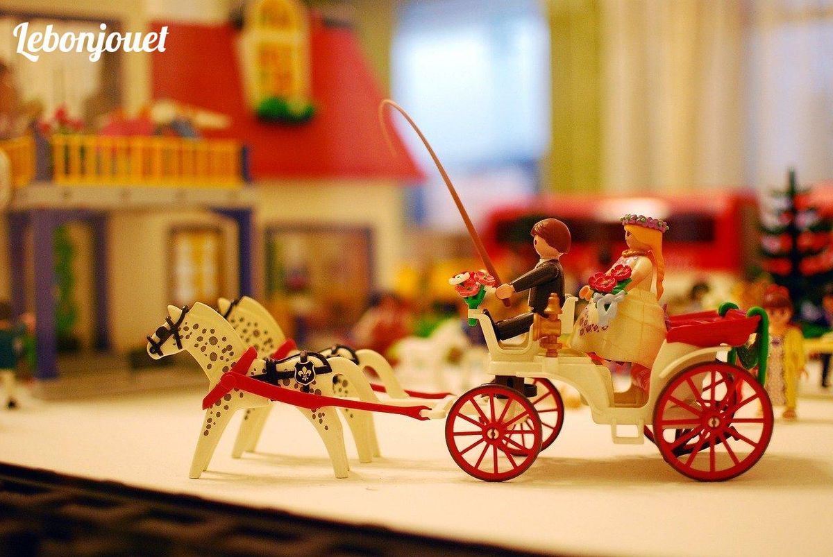 Mariage playmobil : un clin d'œil artistique au cinéma par Unglik.