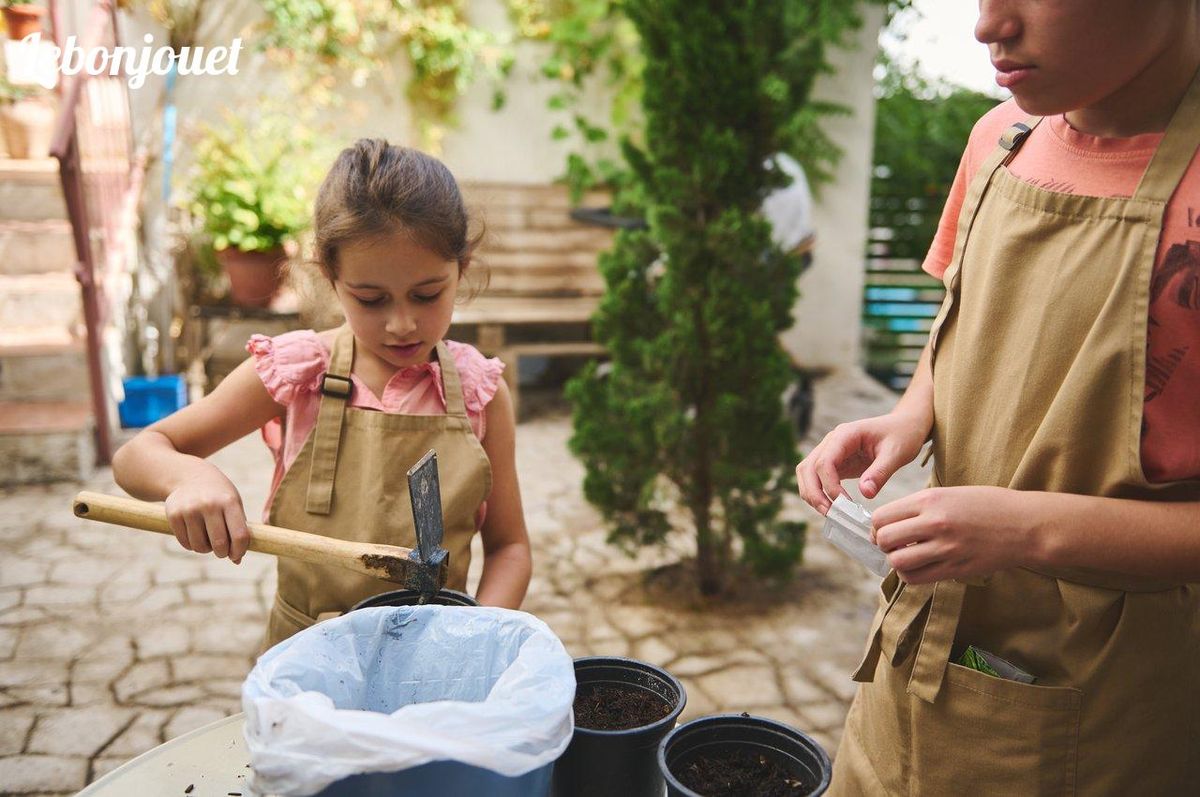 Petits jardiniers en herbe, prêt à planter et observer la magie de la croissance.