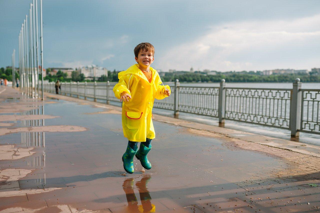 Jeux d’extérieur résistants à l’eau : sélection 2026 et durabilité pour familles nombreuses