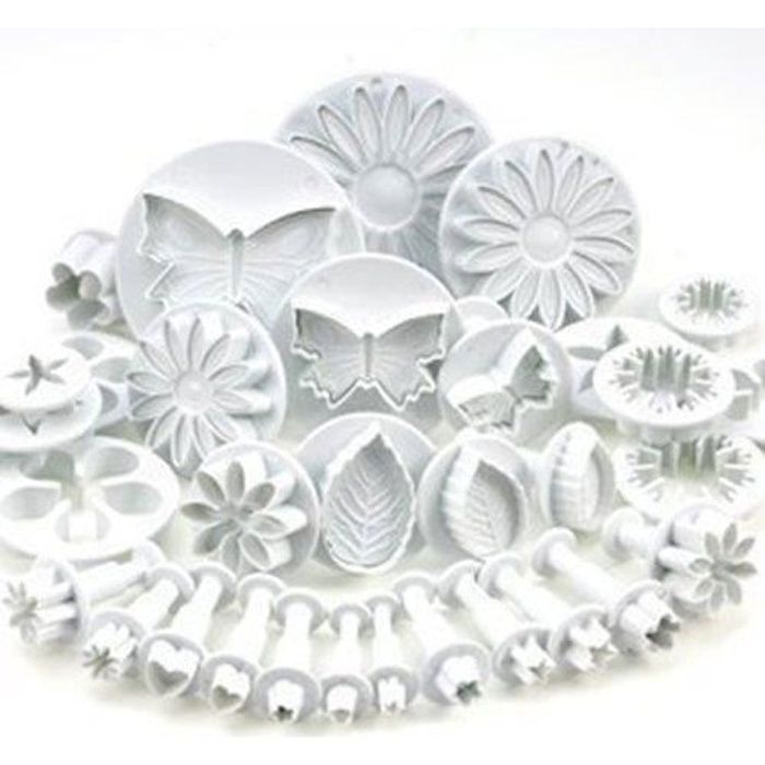 AST Ensemble de 33 ustensiles pour décoration de gâteau / emporte-pièces avec poussoirs/ feuilles et diverses formes