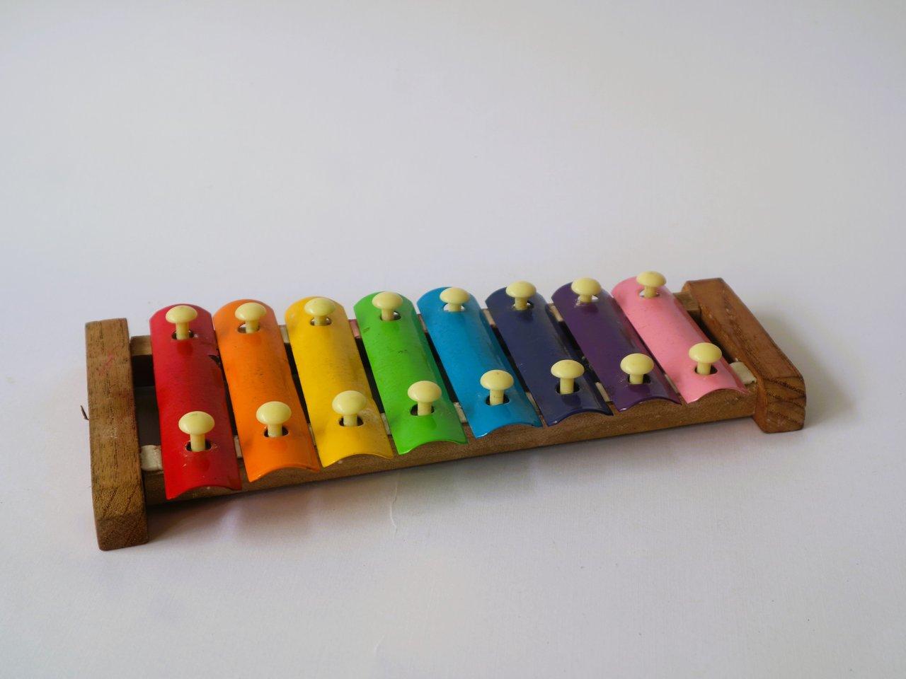 Orchestres de jouets en bois Vilac, Janod et Hape : avantages, prix et avis détaillés