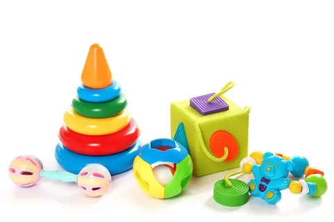 Renouveler la boîte à jouets d’un enfant à moins de 100 euros à la rentrée : astuces économiques et pratiques