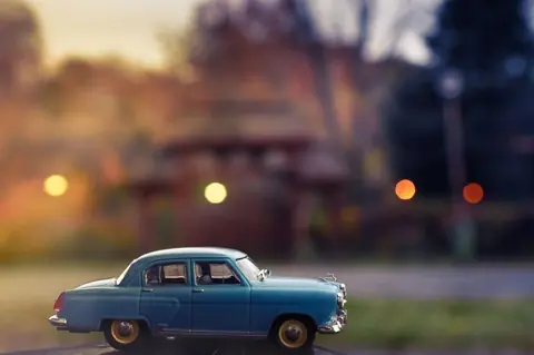 10 jouets Cars WOW Toys : Les meilleurs véhicules pour développer l'imagination