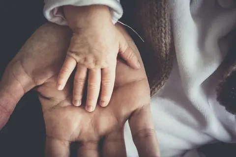 3 façons dont les jeunes familles ont bénéficié de la musique pendant la pandémie de grippe aviaire