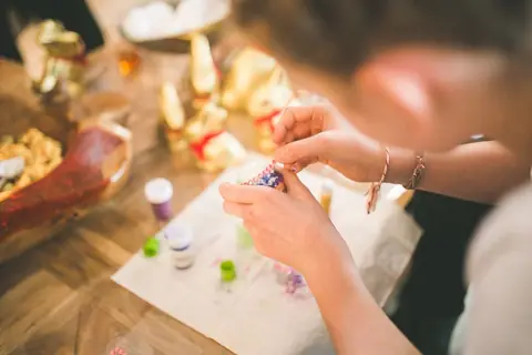 5 idées géniales de bricolages et jeux à faire à la maison pour les vacances