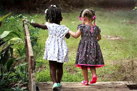 6 compétences préalables à l'alphabétisation que votre enfant peut commencer à acquérir dès la naissance