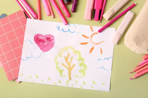 Kits pour fabriquer ses stylos et feutres : lequel choisir selon l’âge ?