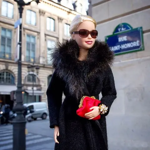 Barbie s'expose au Musée des Arts Décoratifs