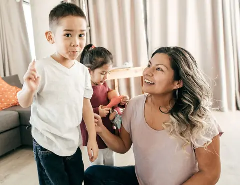 Comment aider votre enfant à devenir un bon auditeur ?