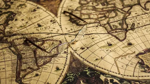 Comprendre le lore d’Orbis : notions clés utiles dès le début sans spoiler