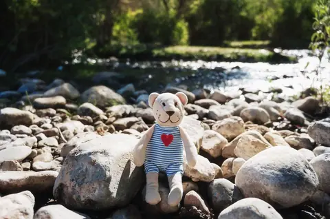 Doudou nomade : bien voyager avec la peluche préférée de bébé