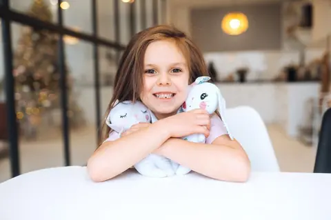 Doudou personnalisé : comment choisir le modèle idéal pour votre enfant