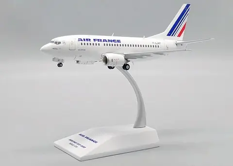 Maquette Avion AIR FRANCE BOEING 737-500 en Métal F-GJNT au 1/200 Série Limitée