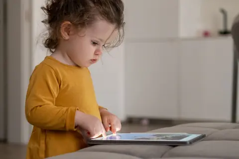Applications éducatives 2026 : notre top 5 pour les 4 à 12 ans