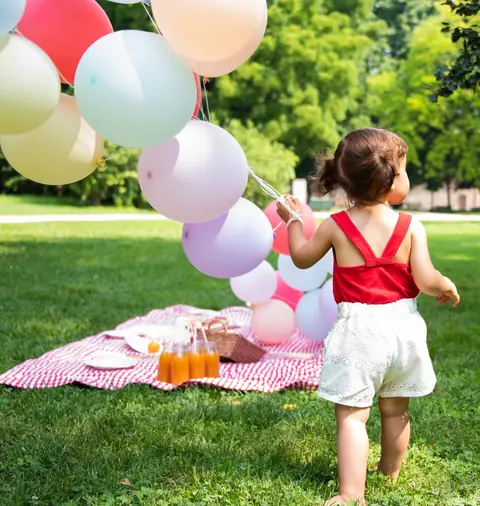 FÊTE D'ANNIVERSAIRE POUR ENFANTS : TOUT LE MONDE AU PARC !