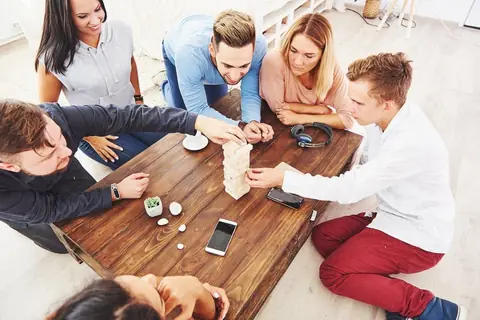 Jeux de société et créativité chez l'enfant : 5 catégories incontournables
