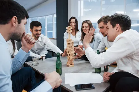 Les meilleurs jeux collaboratifs pour développer l'esprit d'équipe au travail