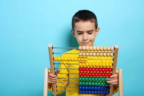 Mathématiques au quotidien : 5 activités ludiques pour faire aimer les maths aux enfants