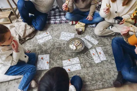 Règles du jeu Catane adaptées aux enfants de 8 à 12 ans et variantes officielles