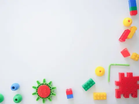 Stimuler la créativité des enfants avec des jouets simples : 5 activités incontournables