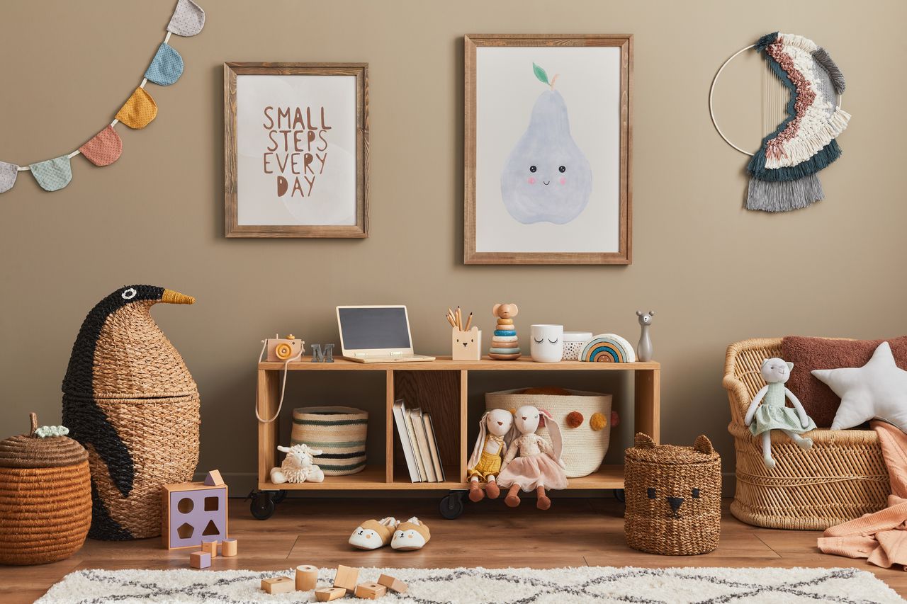 Affiche Sanrio 2026 colorée avec Pompompurin, Cinnamoroll et Kuromi, ambiance festival et objets collector.