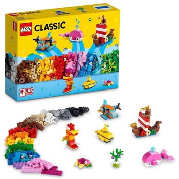 LEGO® 11018 Classic Jeux Créatifs Dans L’Océan, Boite de Briques, 6 Modèles Miniatures de Bateau, Sous-Marin, Baleine
