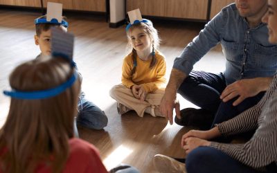Les 7 familles : histoire, variantes et règles officielles 2026